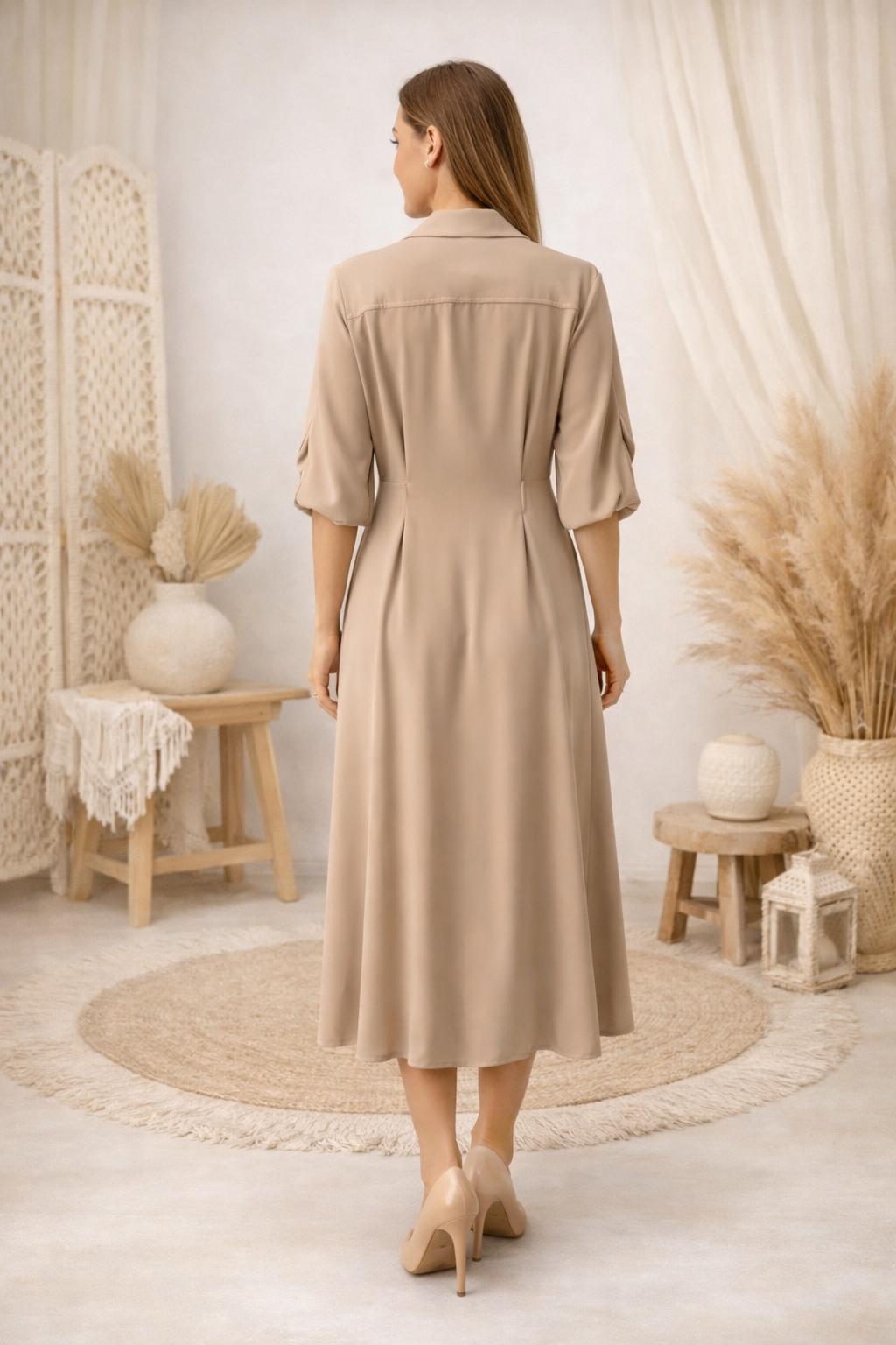 Elegantné košeľové šaty s ozdobnými detailmi