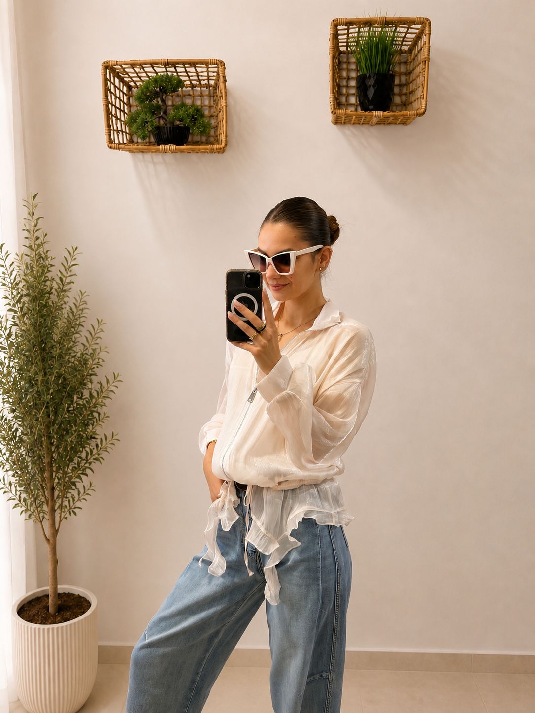 Priesvitná letná oversize bundička so strieborným zipsom