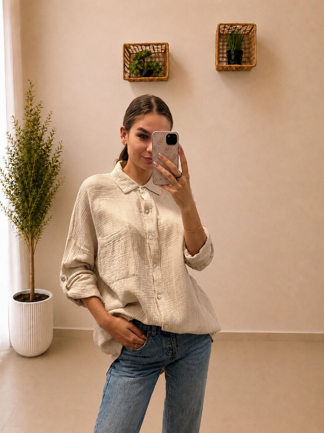 Dámska mušelínová košeľa s oversize strihom